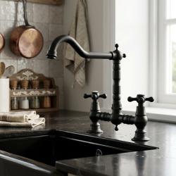 Aquanello Heritage Ascot Klassieke Keuken Nostalgische Brug Keukenkraan Zwart met Kruishendels BL-0011-HM